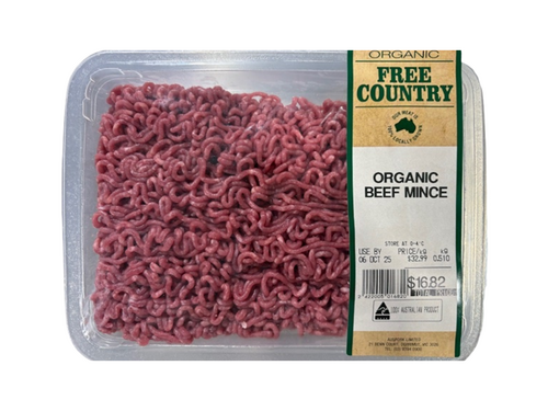 A clear tray filled with beef mince labelled as Free Country Organic Beef Mince